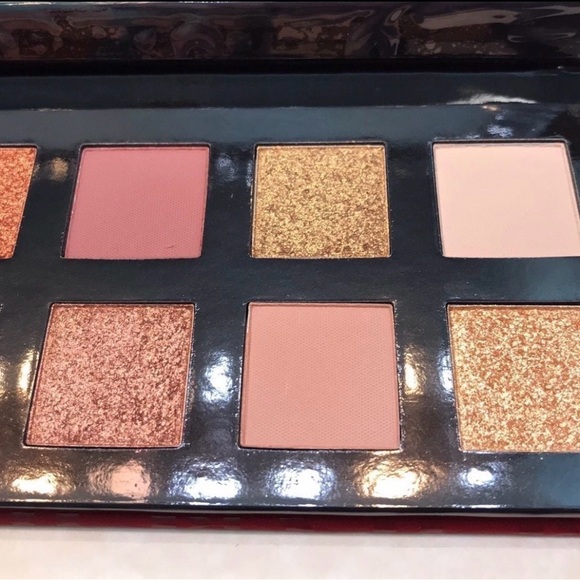 MAC x Rosalía ~ ‘AUIE CUTURE STARRING ROSALÍA’ Eyeshadow Palette ~ RARE HTF NIB - Picture 5 of 16